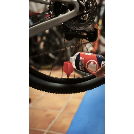 Embudo para llenar neumáticos con líquido tubeless para válvulas Presta